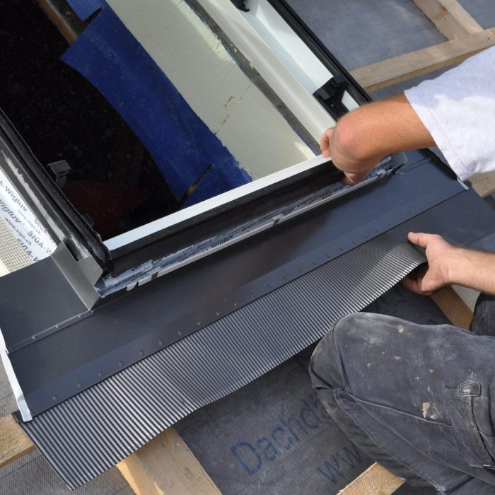 details-of-assembling-skylight-window-sealing-aga-2023-11-27-04-53-25-utc